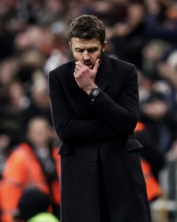 世界杯直播官网下载安装-90分钟被绝杀！44岁卡里克看傻：曼联11打10却输了 本赛季2次蒙羞