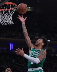 世界杯直播官网下载安装-豪泽谈安芬尼·西蒙斯：他今天就是那种状态 把球给他看他表演